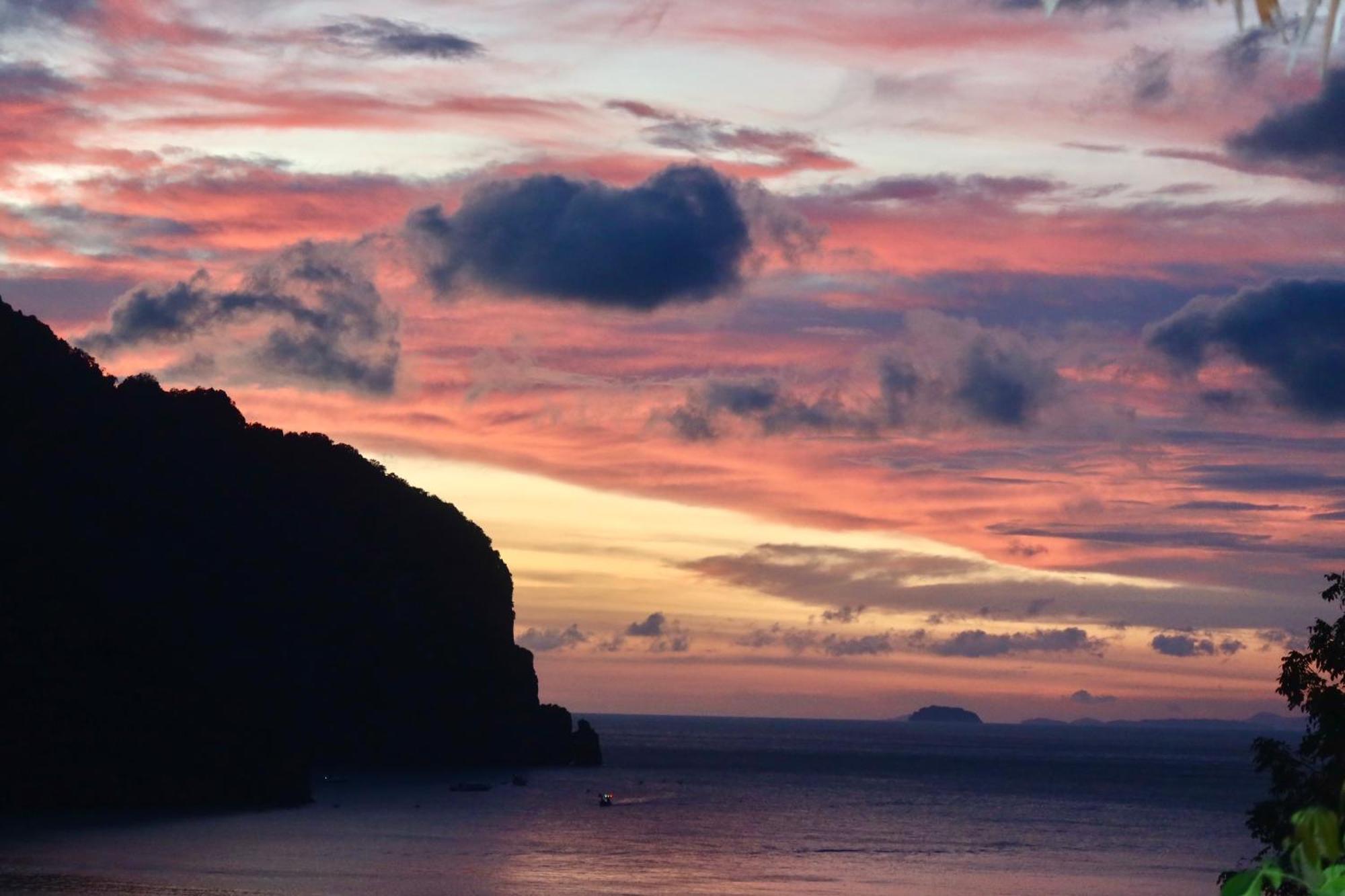Phi Phi Sea Sky Resort Екстер'єр фото